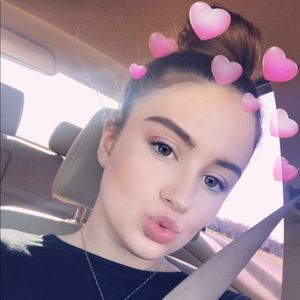 Meet your Posher, Raeann